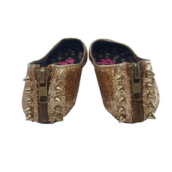 Y2K Gold Betsy Johnson studded flats sz 7 - Picture 3 of 8